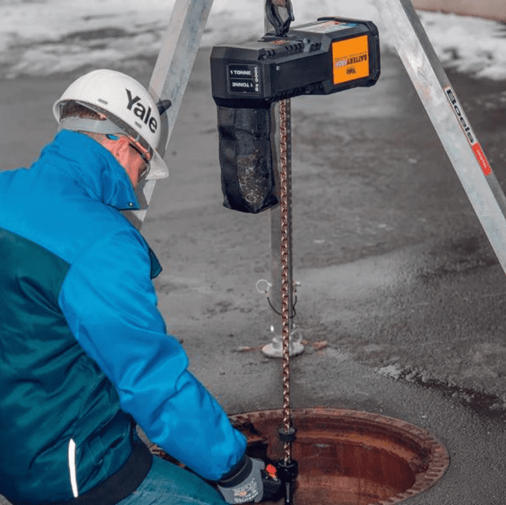 YALE BATTERYSTAR CHAIN HOIST 1t - Image 2